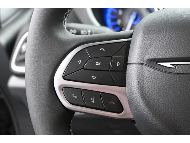 Nuevos CHRYSLER PACIFICA à Estados chez autogozo