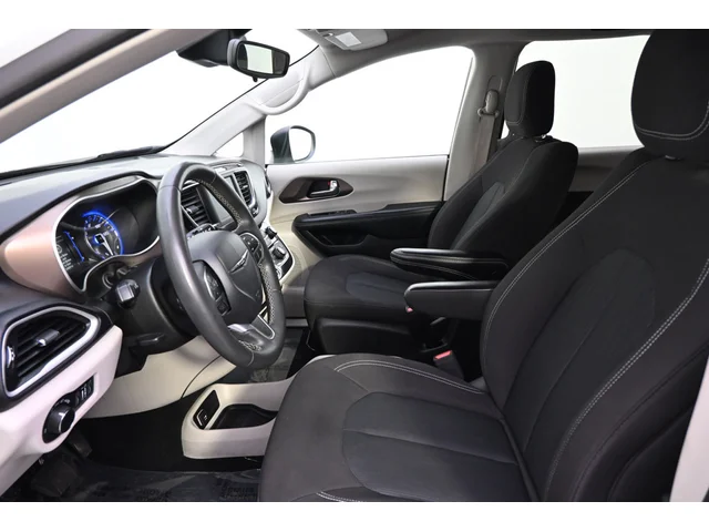 SEMINUEVOS CHRYSLER Voyager a Estados en autogozo