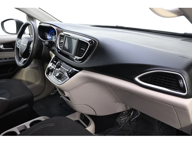 SEMINUEVOS CHRYSLER Voyager a Estados en autogozo