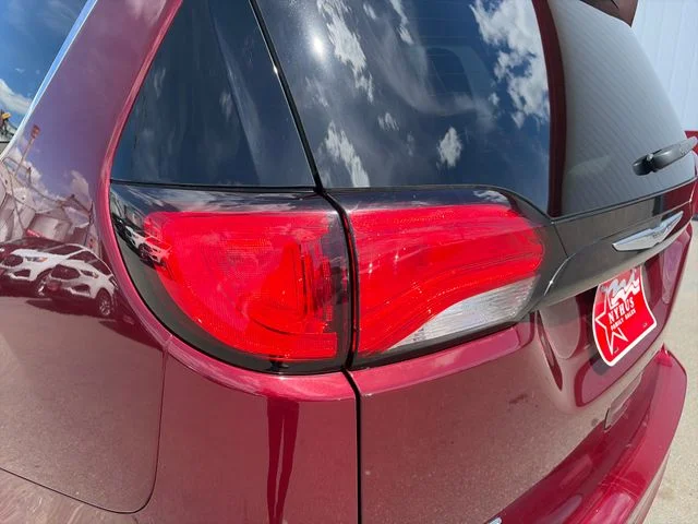 SEMINUEVOS CHRYSLER Voyager a Estados en autogozo