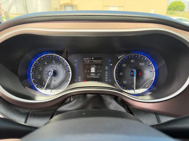 SEMINUEVOS CHRYSLER Voyager a Estados en autogozo