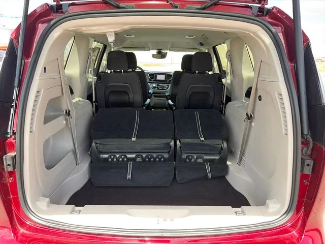 SEMINUEVOS CHRYSLER Voyager a Estados en autogozo