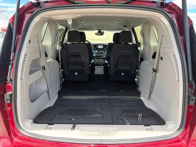 SEMINUEVOS CHRYSLER Voyager a Estados en autogozo