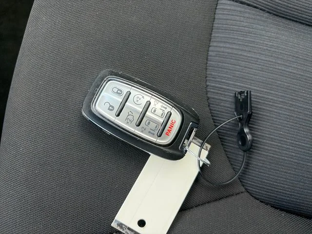 SEMINUEVOS CHRYSLER Voyager a Estados en autogozo