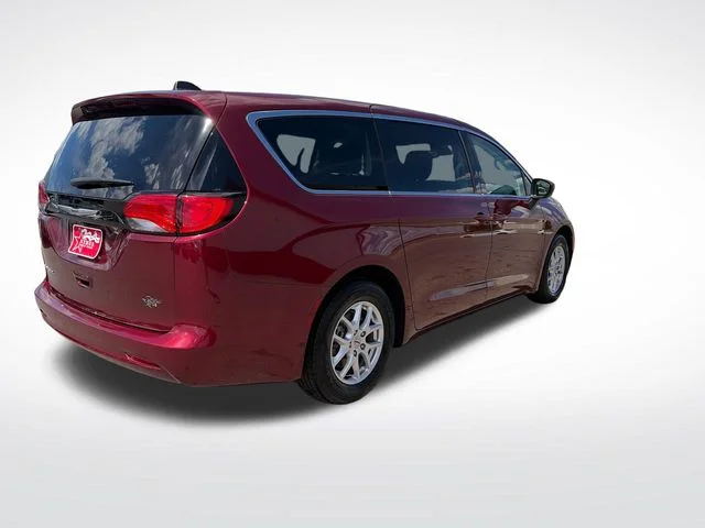 SEMINUEVOS CHRYSLER Voyager a Estados en autogozo