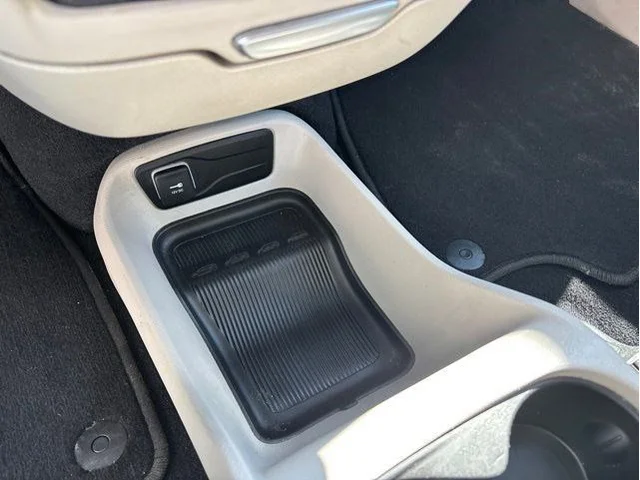 SEMINUEVOS CHRYSLER Voyager a Estados en autogozo