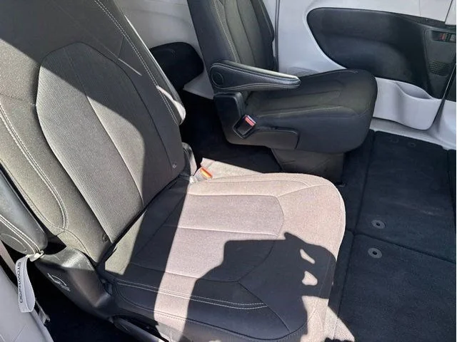 SEMINUEVOS CHRYSLER Voyager a Estados en autogozo