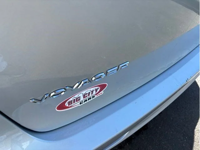 SEMINUEVOS CHRYSLER Voyager a Estados en autogozo