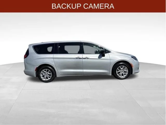 SEMINUEVOS CHRYSLER Voyager a Estados en autogozo