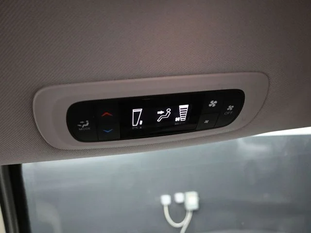 SEMINUEVOS CHRYSLER Voyager a Estados en autogozo