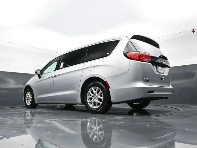 SEMINUEVOS CHRYSLER Voyager a Estados en autogozo