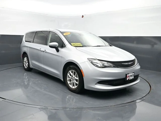 SEMINUEVOS CHRYSLER Voyager a Estados en autogozo