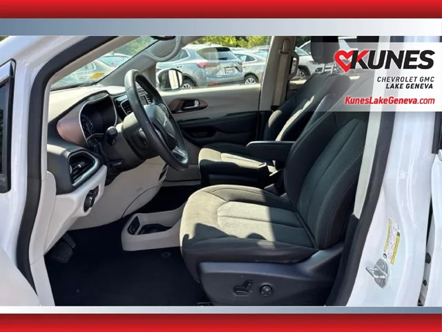 SEMINUEVOS CHRYSLER Voyager a Estados en autogozo