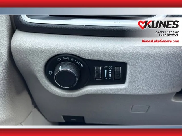 SEMINUEVOS CHRYSLER Voyager a Estados en autogozo