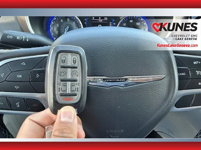 SEMINUEVOS CHRYSLER Voyager a Estados en autogozo