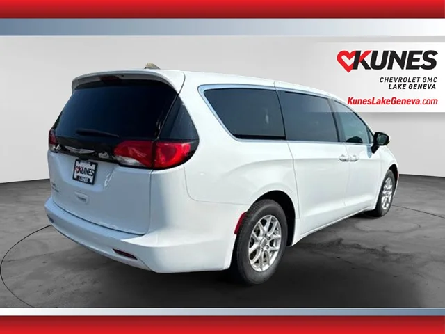 SEMINUEVOS CHRYSLER Voyager a Estados en autogozo