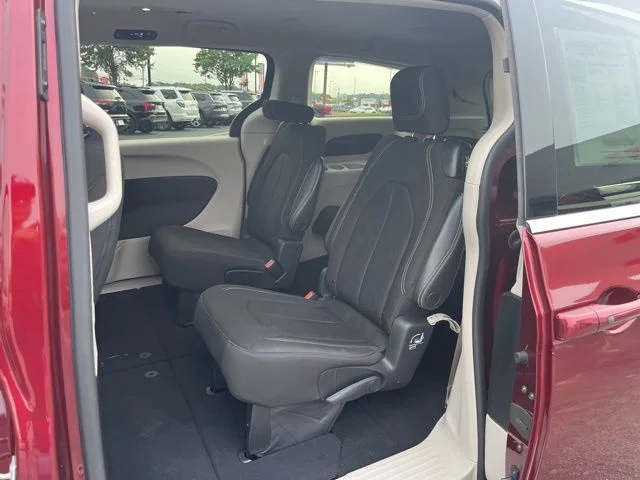 SEMINUEVOS CHRYSLER Voyager a Estados en autogozo