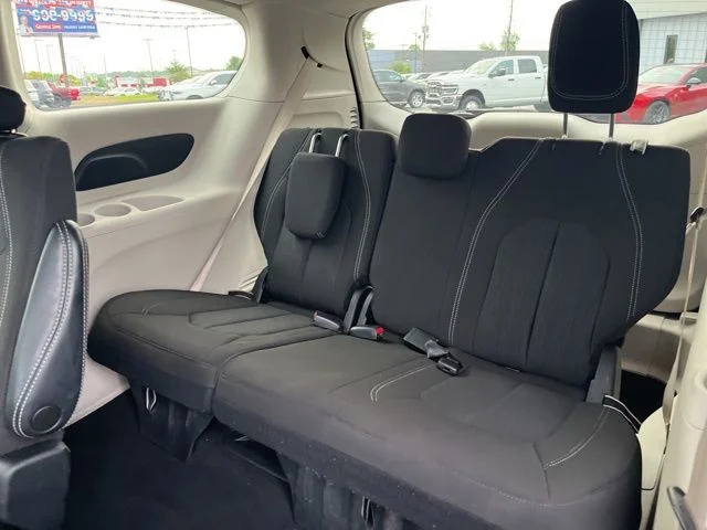 SEMINUEVOS CHRYSLER Voyager a Estados en autogozo