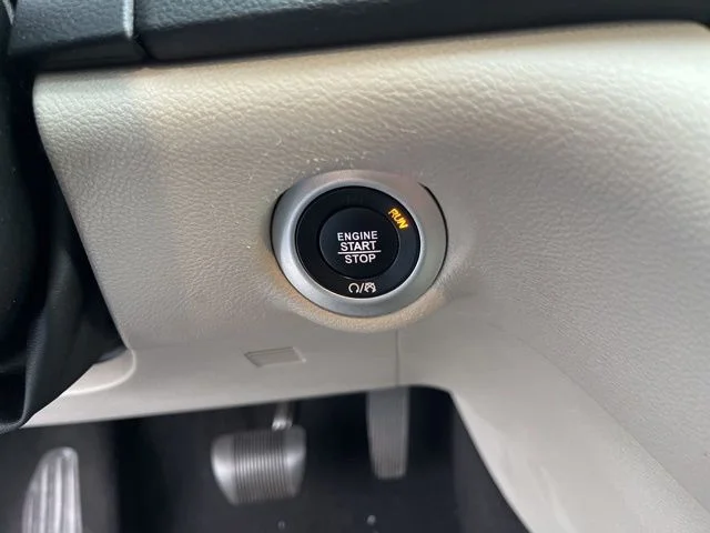 SEMINUEVOS CHRYSLER Voyager a Estados en autogozo