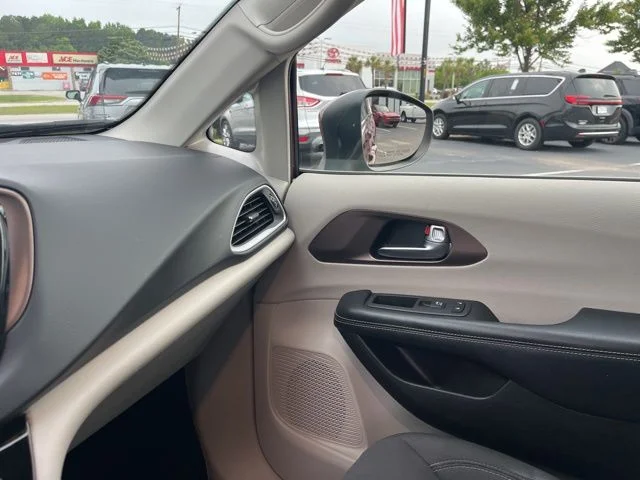 SEMINUEVOS CHRYSLER Voyager a Estados en autogozo