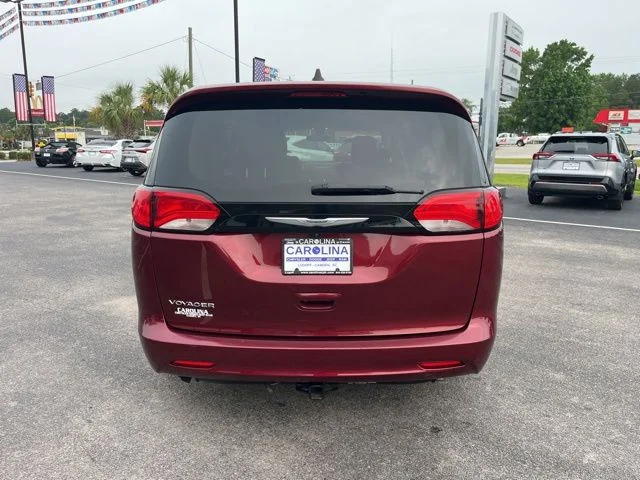 SEMINUEVOS CHRYSLER Voyager a Estados en autogozo