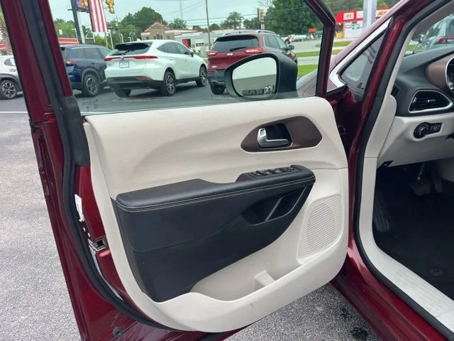 SEMINUEVOS CHRYSLER Voyager a Estados en autogozo