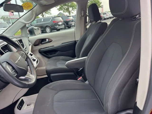SEMINUEVOS CHRYSLER Voyager a Estados en autogozo