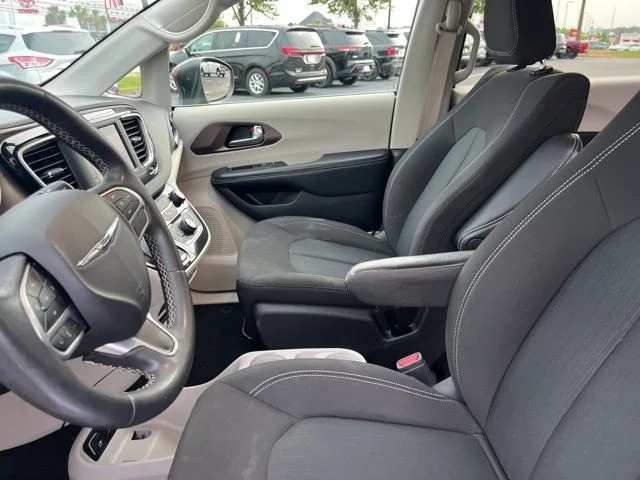 SEMINUEVOS CHRYSLER Voyager a Estados en autogozo