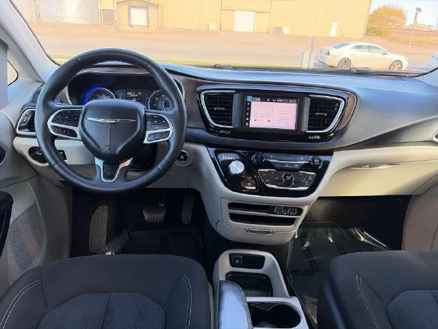 SEMINUEVOS CHRYSLER Voyager a Estados en autogozo