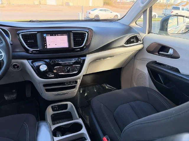 SEMINUEVOS CHRYSLER Voyager a Estados en autogozo