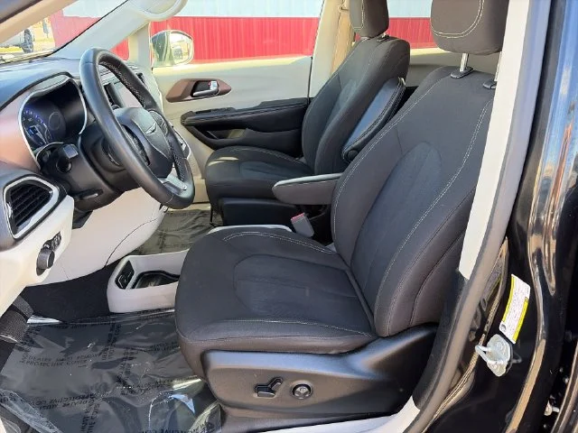 SEMINUEVOS CHRYSLER Voyager a Estados en autogozo