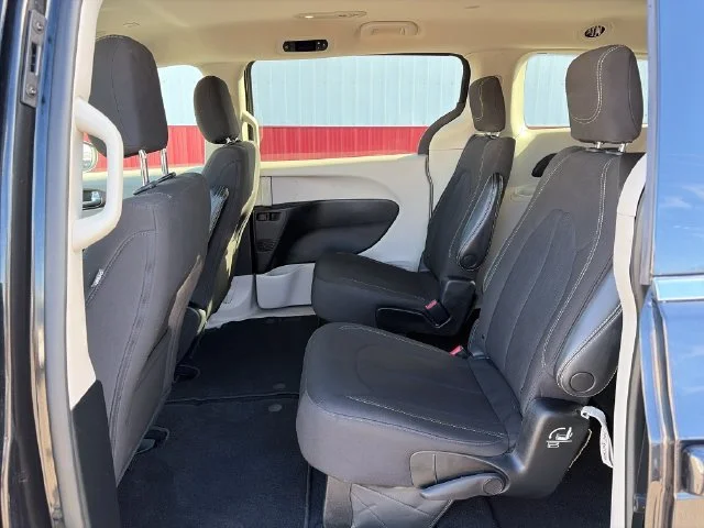 SEMINUEVOS CHRYSLER Voyager a Estados en autogozo
