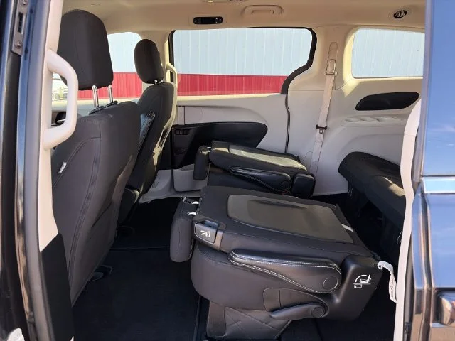SEMINUEVOS CHRYSLER Voyager a Estados en autogozo