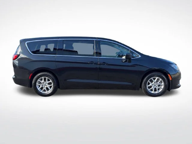 SEMINUEVOS CHRYSLER Voyager a Estados en autogozo