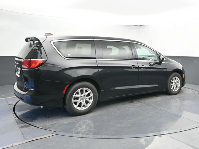 SEMINUEVOS CHRYSLER Voyager a Estados en autogozo