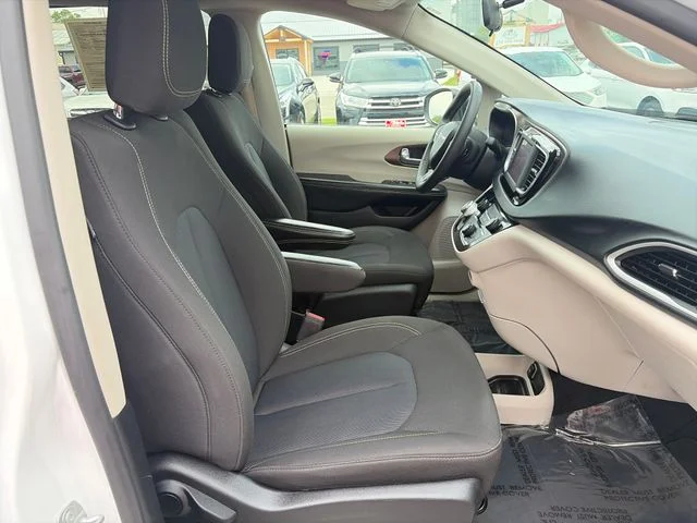 SEMINUEVOS CHRYSLER Voyager a Estados en autogozo
