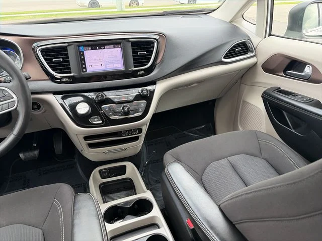 SEMINUEVOS CHRYSLER Voyager a Estados en autogozo