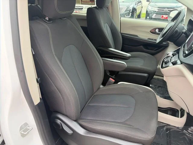 SEMINUEVOS CHRYSLER Voyager a Estados en autogozo