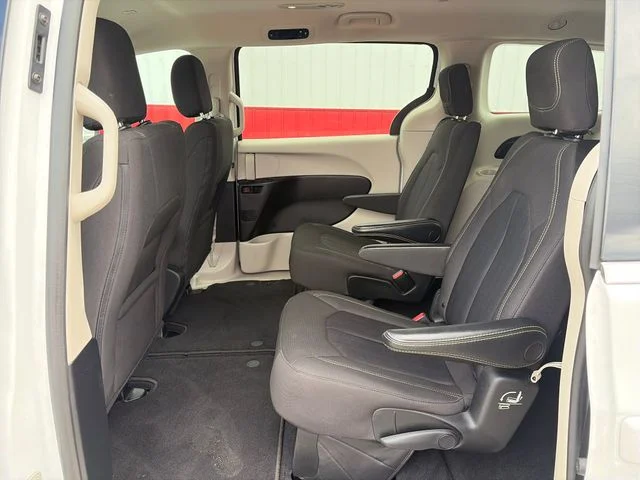 SEMINUEVOS CHRYSLER Voyager a Estados en autogozo