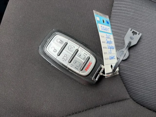 SEMINUEVOS CHRYSLER Voyager a Estados en autogozo