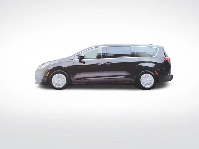 SEMINUEVOS CHRYSLER Voyager a Estados en autogozo