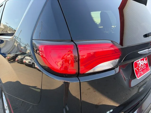 SEMINUEVOS CHRYSLER Voyager a Estados en autogozo
