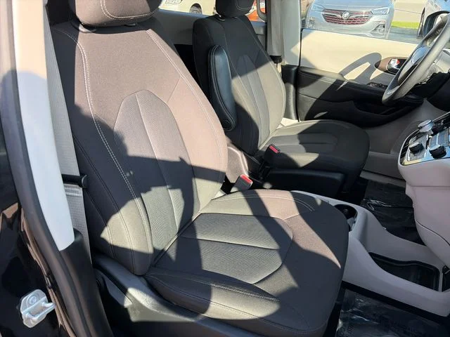 SEMINUEVOS CHRYSLER Voyager a Estados en autogozo
