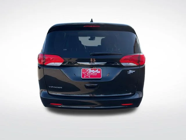 SEMINUEVOS CHRYSLER Voyager a Estados en autogozo
