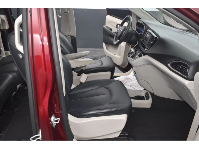 SEMINUEVOS CHRYSLER Pacifica a Estados en autogozo