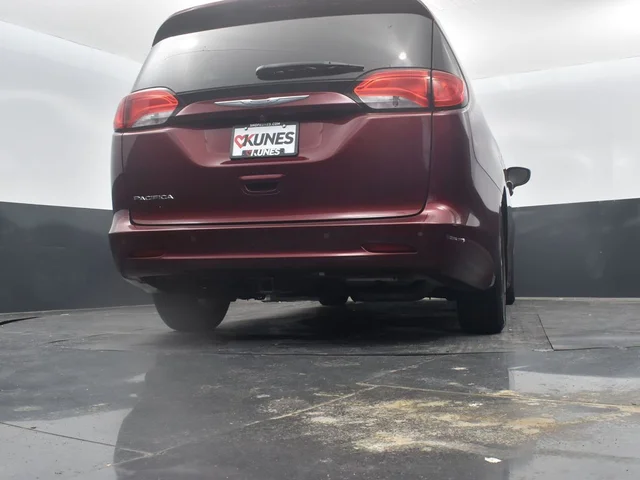 SEMINUEVOS CHRYSLER Pacifica a Estados en autogozo