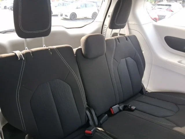 SEMINUEVOS CHRYSLER Voyager a Estados en autogozo