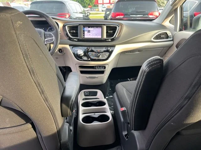 SEMINUEVOS CHRYSLER Voyager a Estados en autogozo