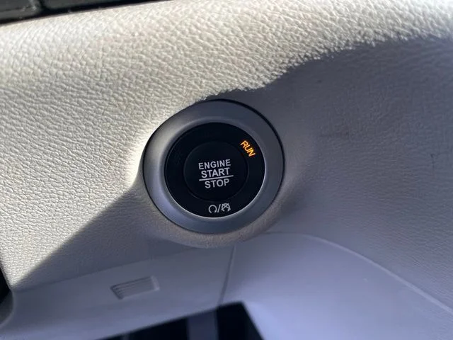 SEMINUEVOS CHRYSLER Voyager a Estados en autogozo