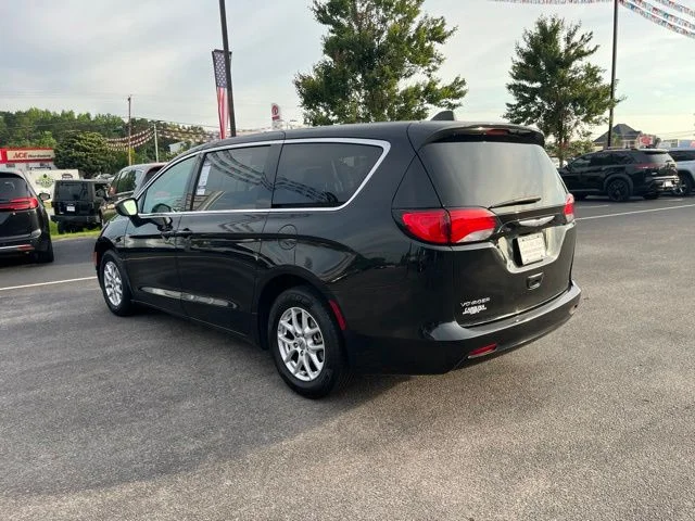 SEMINUEVOS CHRYSLER Voyager a Estados en autogozo
